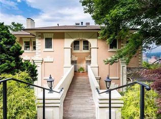 181 Ardmion Park, Asheville, NC 28801