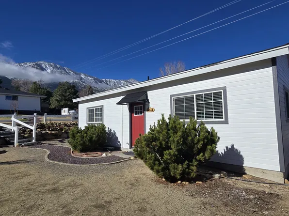 911 Bollen Cir #B, Gardnerville, NV 89460
