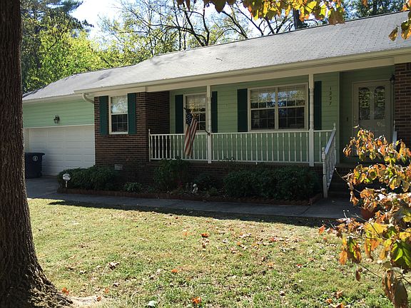 3rd image of 4216 Brooklet Trl