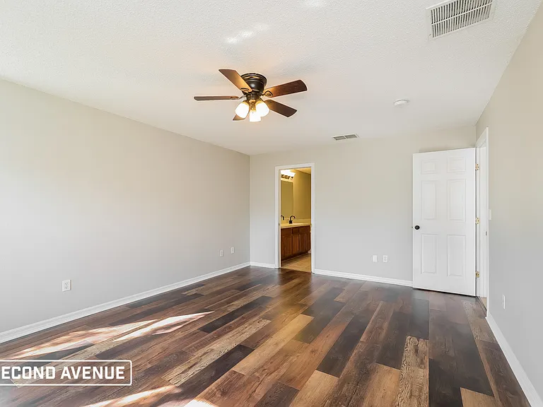 704 Cockatoo Ct — Photo 9