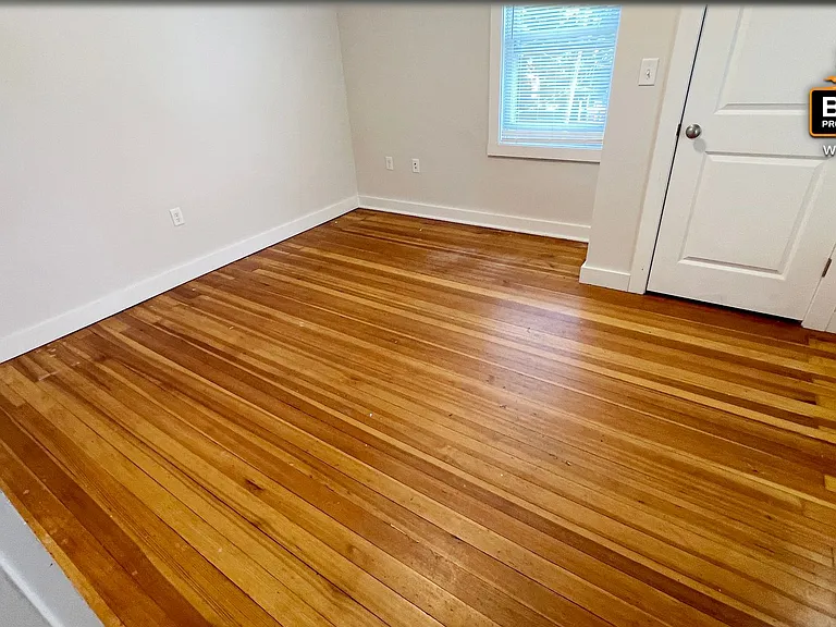 429-433 Princeton Rd — Photo 17