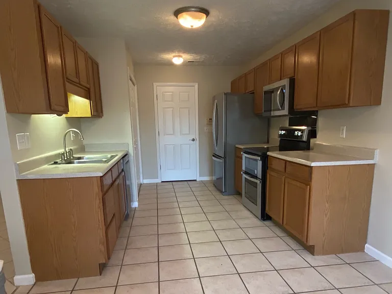 1047 Gatesville Dr — Photo 41
