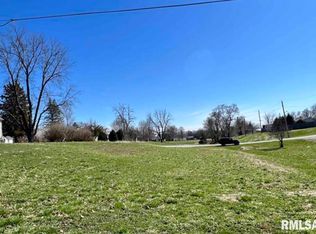 204 3rd St, Matherville, IL 61263