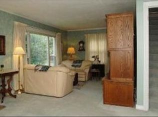 1381 Willow Ave, Des Plaines, IL