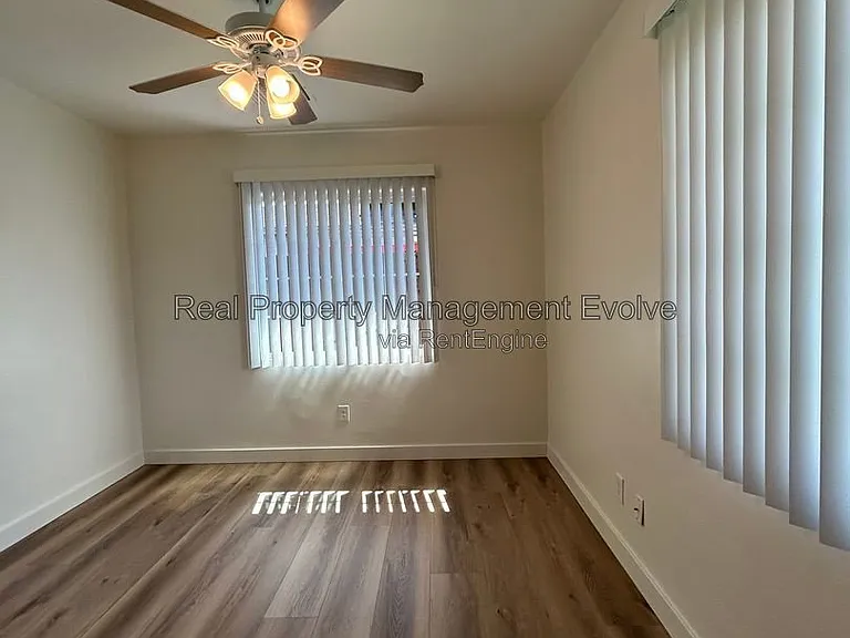 338 W Highland Ave #4 — Photo 14