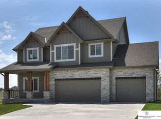 19824 Adams St, Omaha, NE 68135