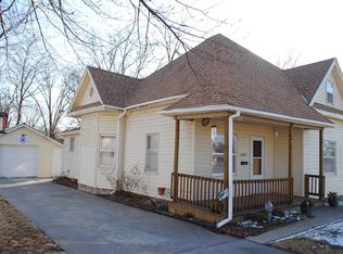 1009 W Main St, Independence, KS 67301