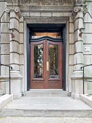 Rented by Compass | media 38