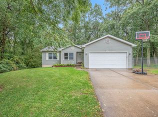 242 Embury Dr, Battle Creek, MI