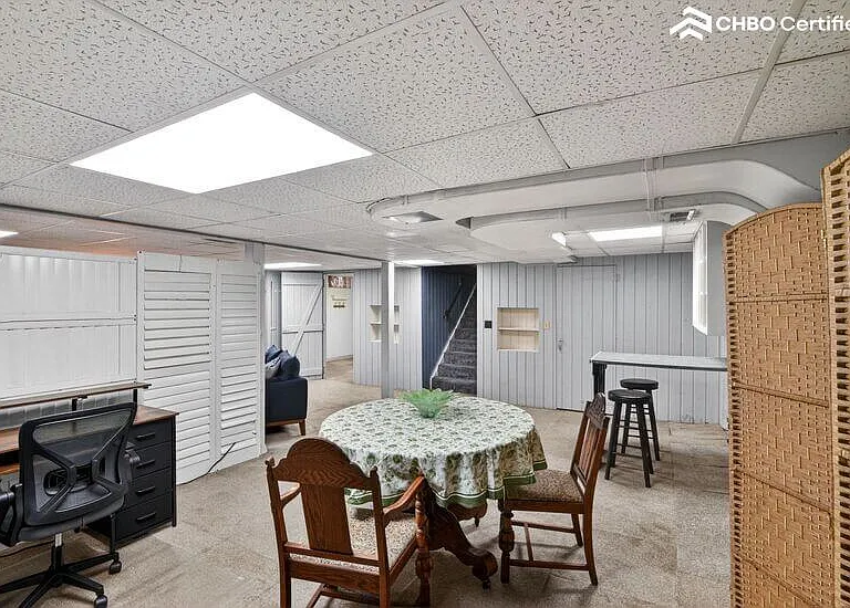 Basement work/play space