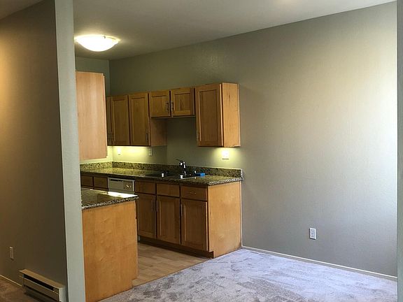 5th image of 183 Marina Lakes Dr