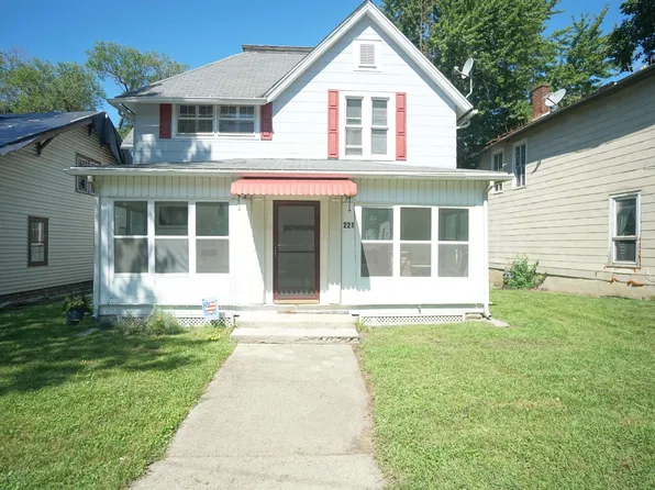 221 N Fort Wayne Ave, Warsaw, IN 46580