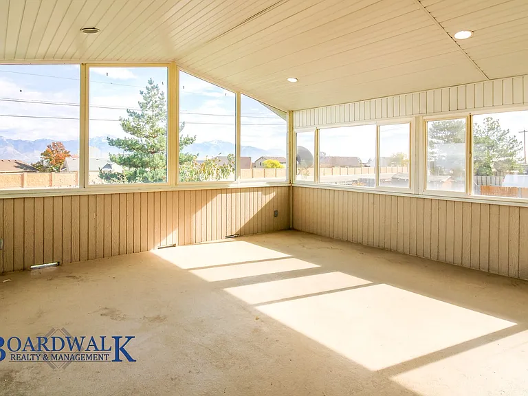5677 S Esprit Dr — Photo 13