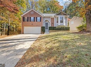 1080 Taylor Oaks Dr, Roswell, GA 30076