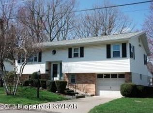 1010 Seybert St, Hazleton, PA 18201