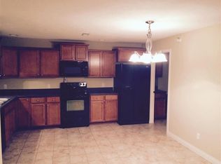 4006 Creek Hill Dr, Bettendorf, IA 52722
