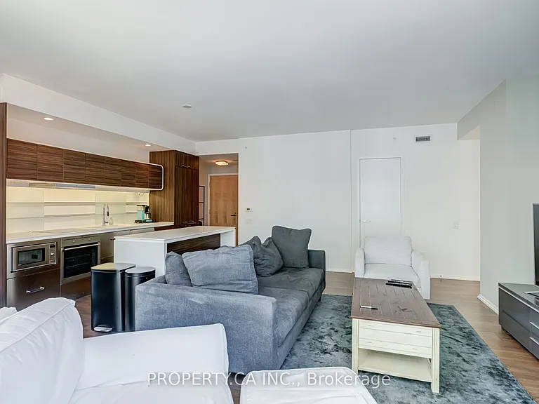 45 Charles St E #502 — Photo 14