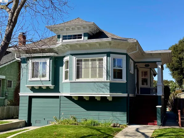 1315 Saint Charles St, Alameda, CA 94501