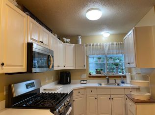 3409 Whitney Ave APT 5, Hamden, CT 06518