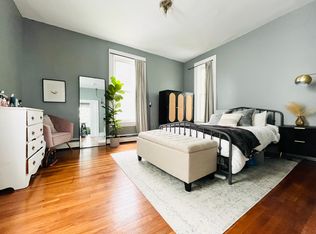225 Knight St APT 4, Providence, RI 02909