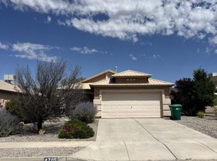 4705 Chesapeake Pl NE, Rio Rancho, NM 87144