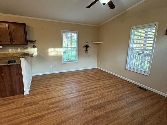 5th image of 13338 Longstreet Rd