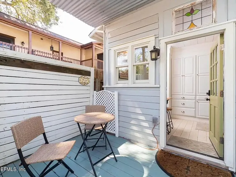 251 Charlotte St #A — Photo 13