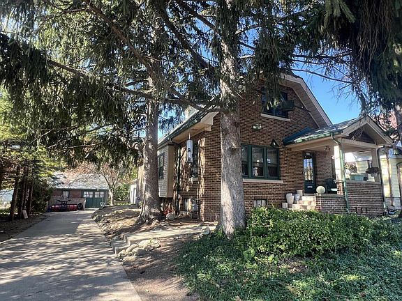 2nd image of 5947 North 35th STREET