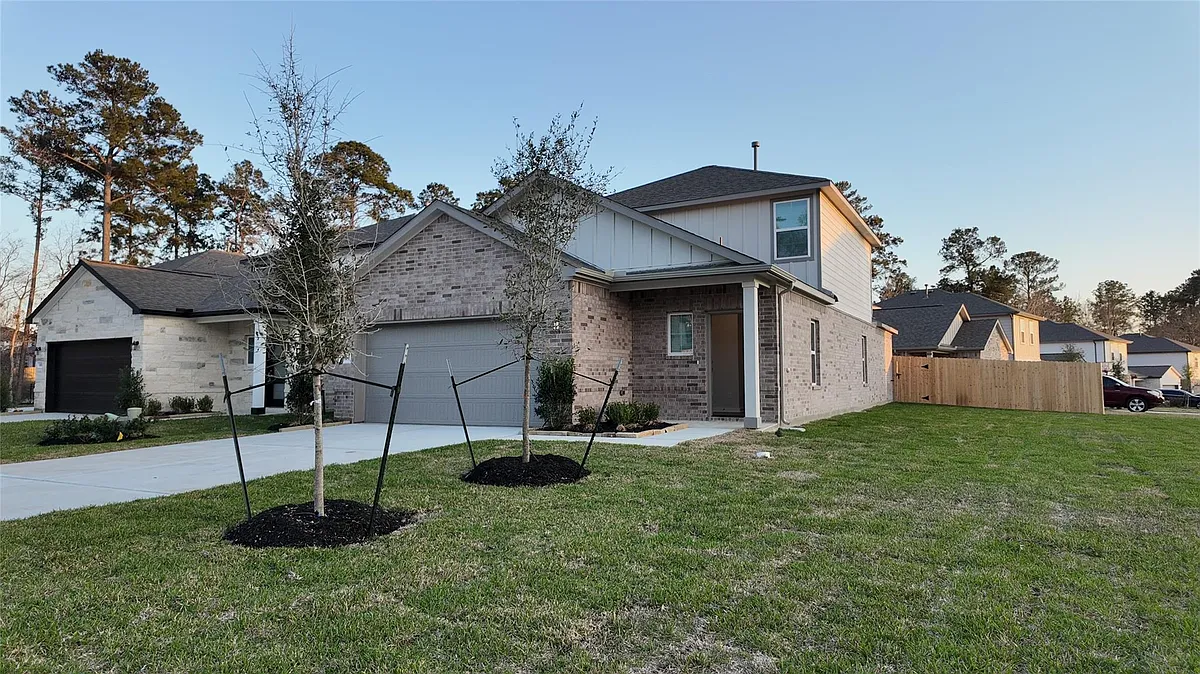 Building Photo - 8519 Blueberry Ash St