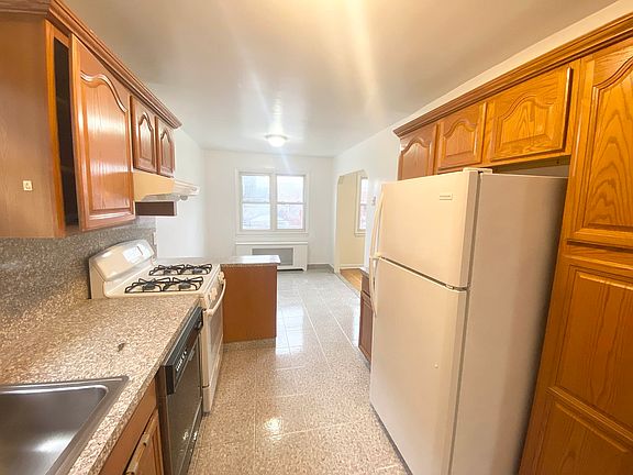 4th image of 21210 43rd Ave #3