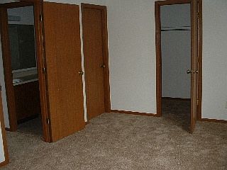 4th image of 7178 Feather Ct