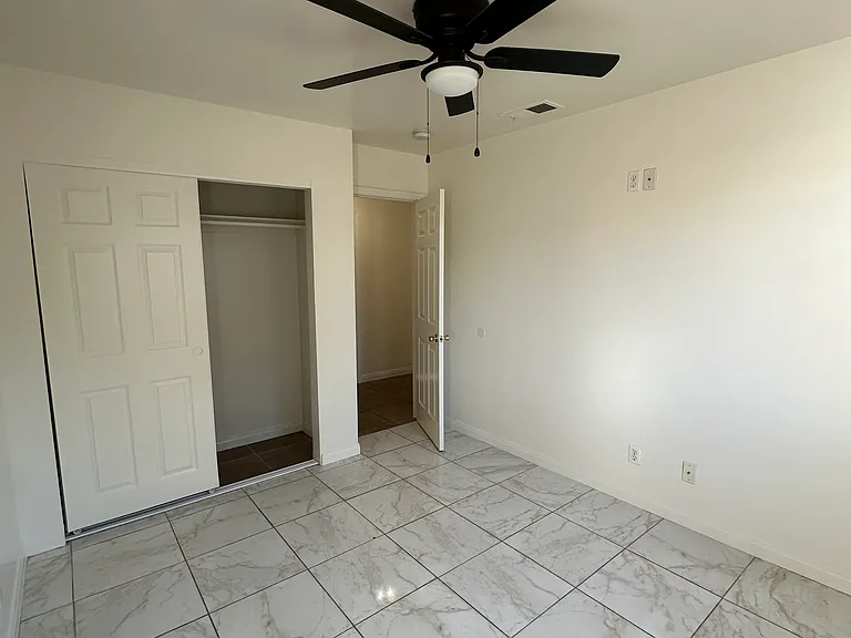 2901 Belhaven St — Photo 17