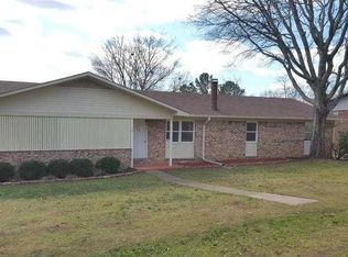 701 Freida St, Hot Springs National Park, AR 71913