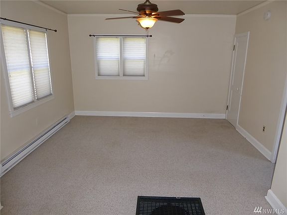 3rd image of 205 Stevens Ave
