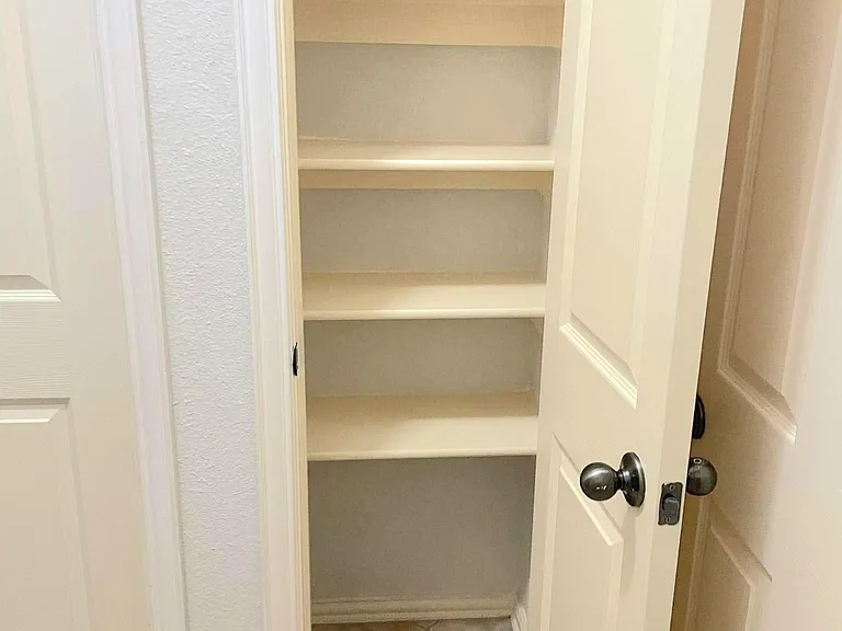 1521 Stanford Dr — Photo 12