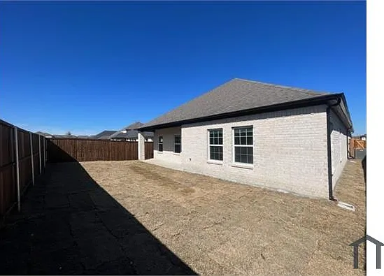 366 Waters Ridge Dr — Photo 15
