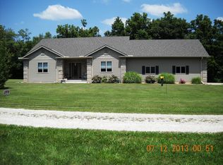 8307 W Fawn Ridge Ln, Mapleton, IL 61547
