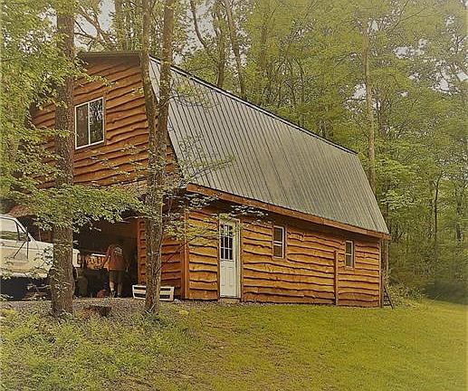 2nd image of 188 Daniel Dr