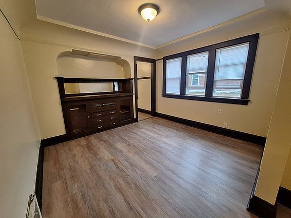 5th image of 3318 N 38th St