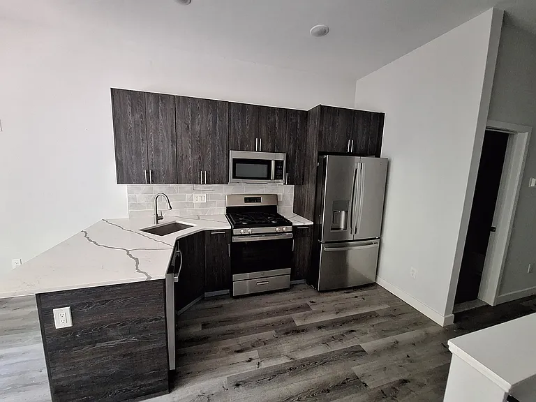 2138 N Franklin St #1 — Photo 12