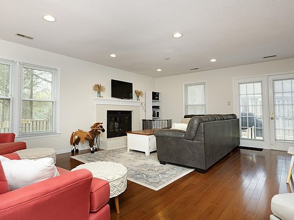 4th image of 1507 Nature Ct