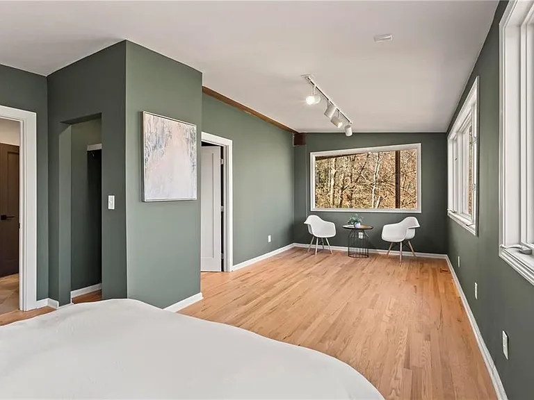 120 Laurel Dr NE — Photo 47
