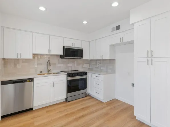 6117 Arroyo Rd Unit 4, Palm Springs, CA 92264