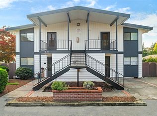 1033 SW 151st St APT 2, Seattle, WA 98166