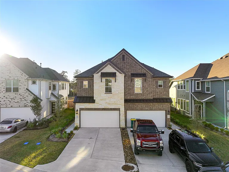 632 Silver Pear Ct — Photo 2