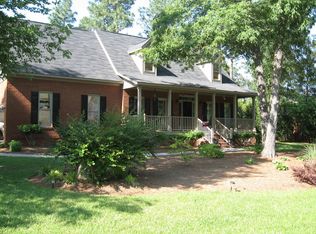 219 Hounds Run Ln, Lexington, SC 29072