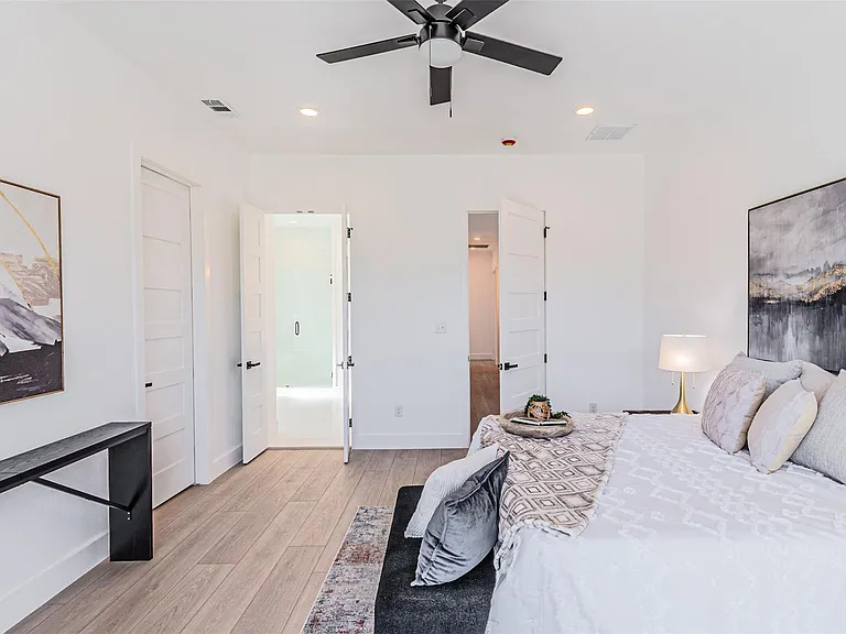 4309 Sylvester St — Photo 16