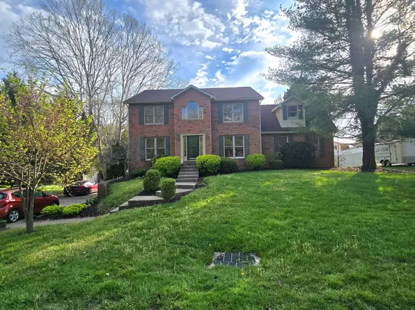 444 Bluebird Dr, Russell, KY 41169