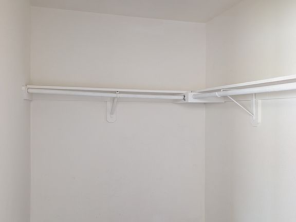4th image of 757 Karesh Ave APT 6