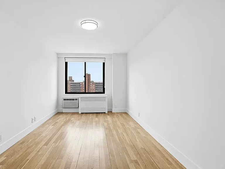 792 Columbus Ave #15BC — Photo 2
